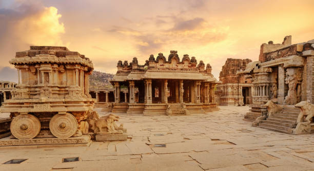 Heritage Towns of Karnataka Tour Package 2N/3D | SVR Tours