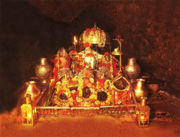 Katra Vaishnodevi Temple Tour 1 Night 2 Days