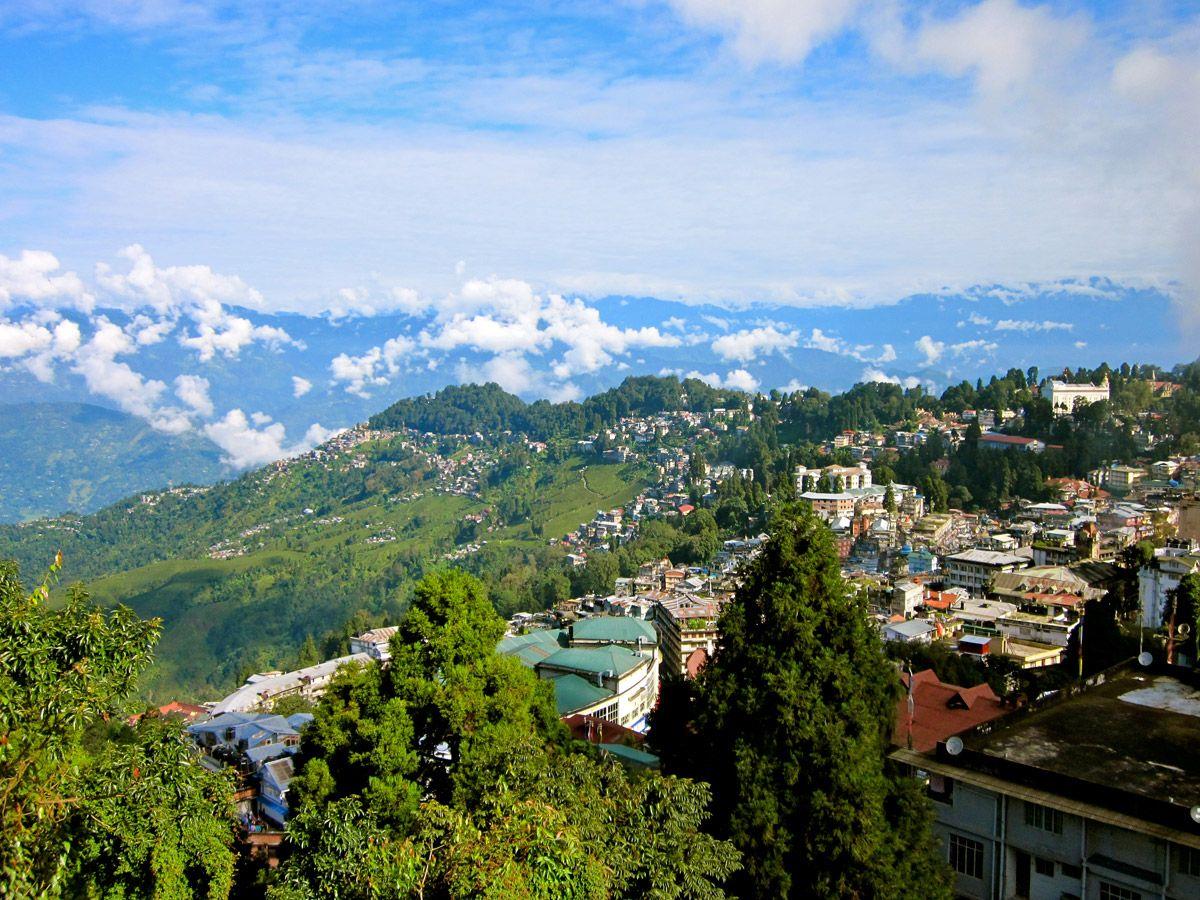 Day 05: Pelling - Darjeeling (110 km / 3-4 hrs)