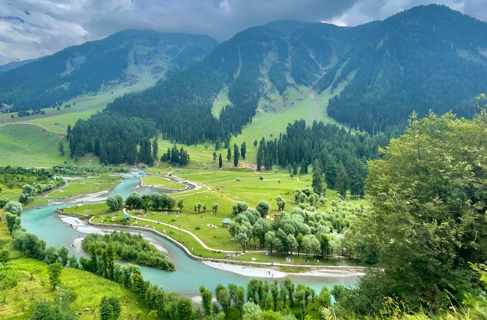 Day 3: Srinagar → Sonamarg → Srinagar (≈ 84 km / 2-3 hrs one way)