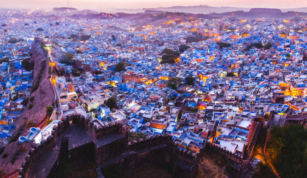 Day 01: Arrival Jodhpur - Drive to Jaisalmer (≈ 280 km / 3-4 hrs)