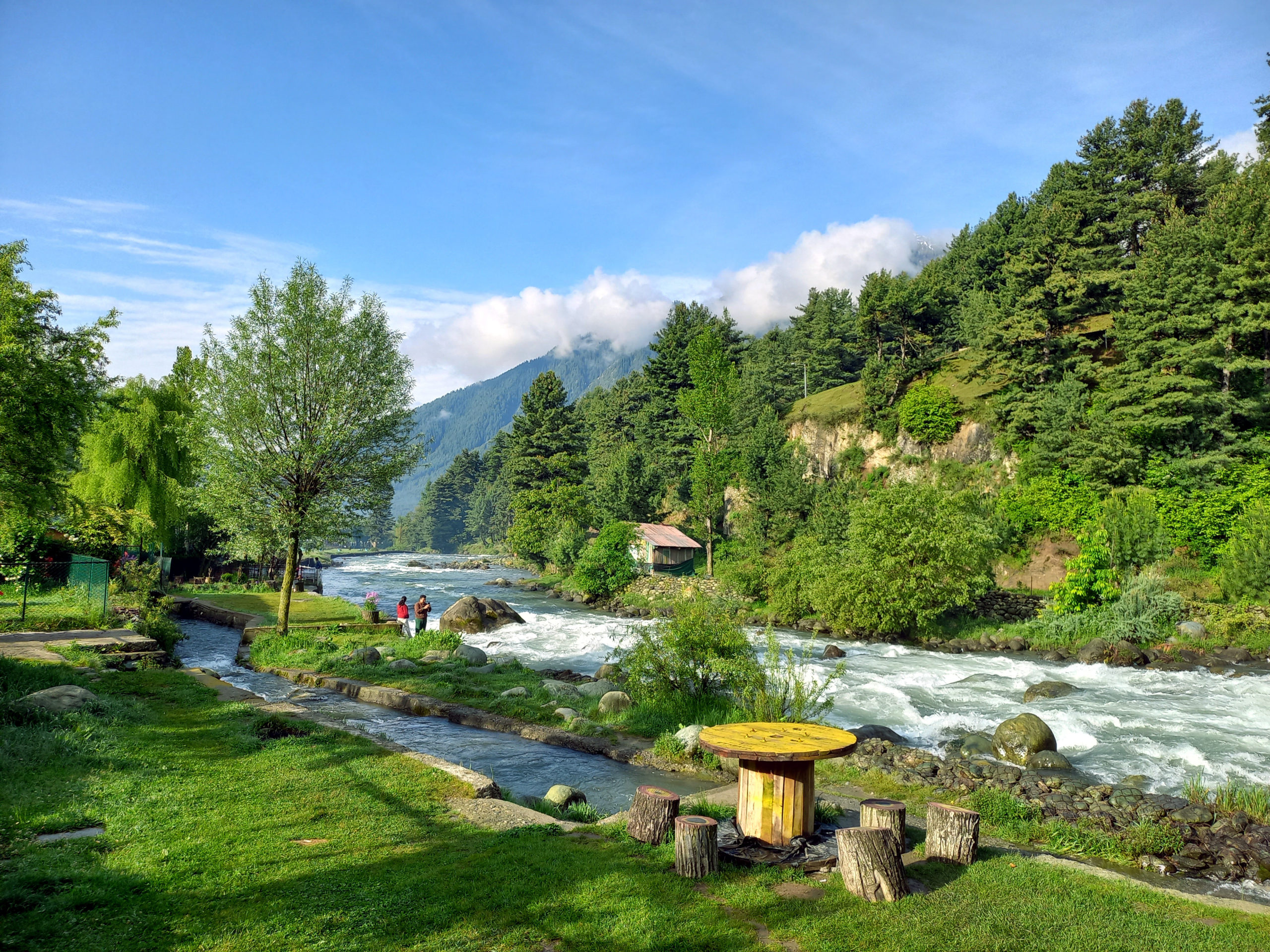 Day 3: Srinagar → Pahalgam (≈ 95 km / 2-3 hrs)