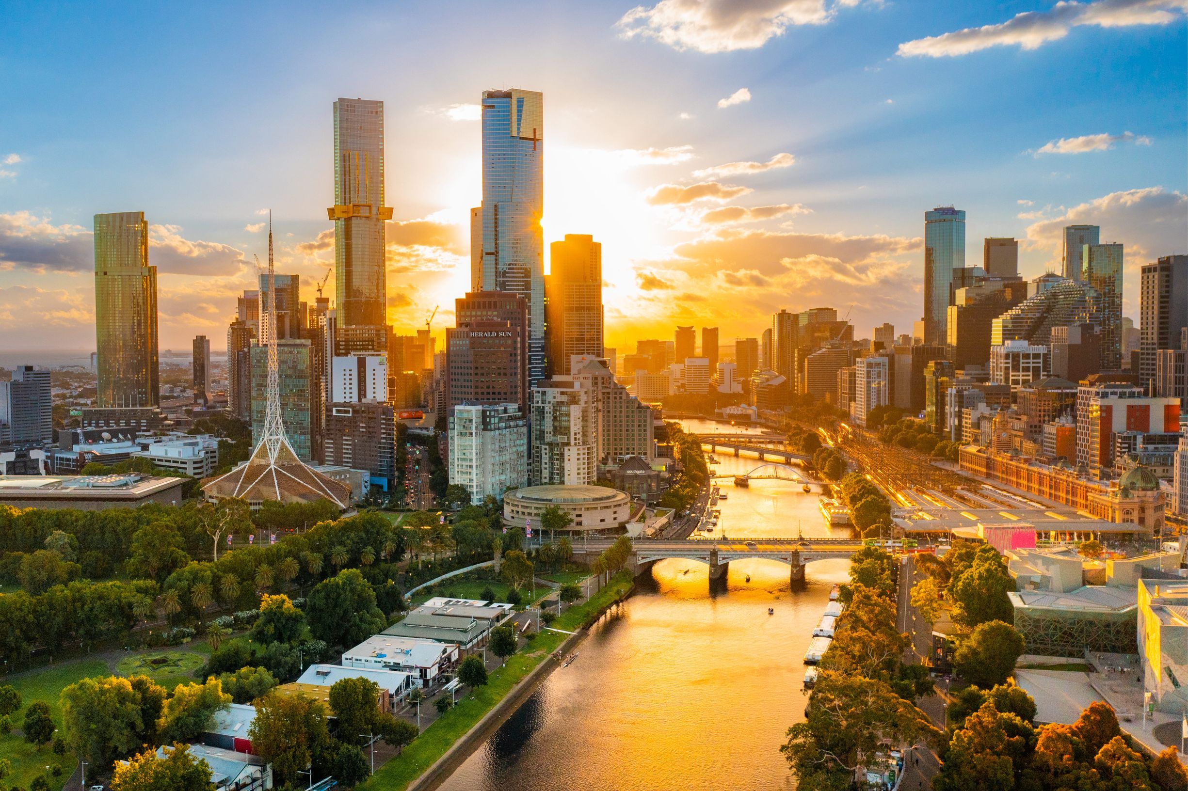 DAY 1:Welcome aboard SVR TOURS AND TRAVELS INDIA PVT LTD is Australian Grandeur with New Zealand tour. Depart for Melbourne.