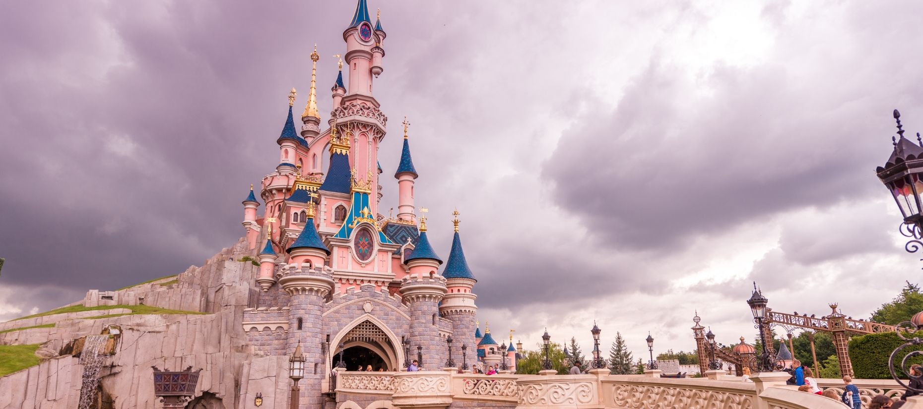 Day 03 : Paris Leisure Day / Optional Disneyland