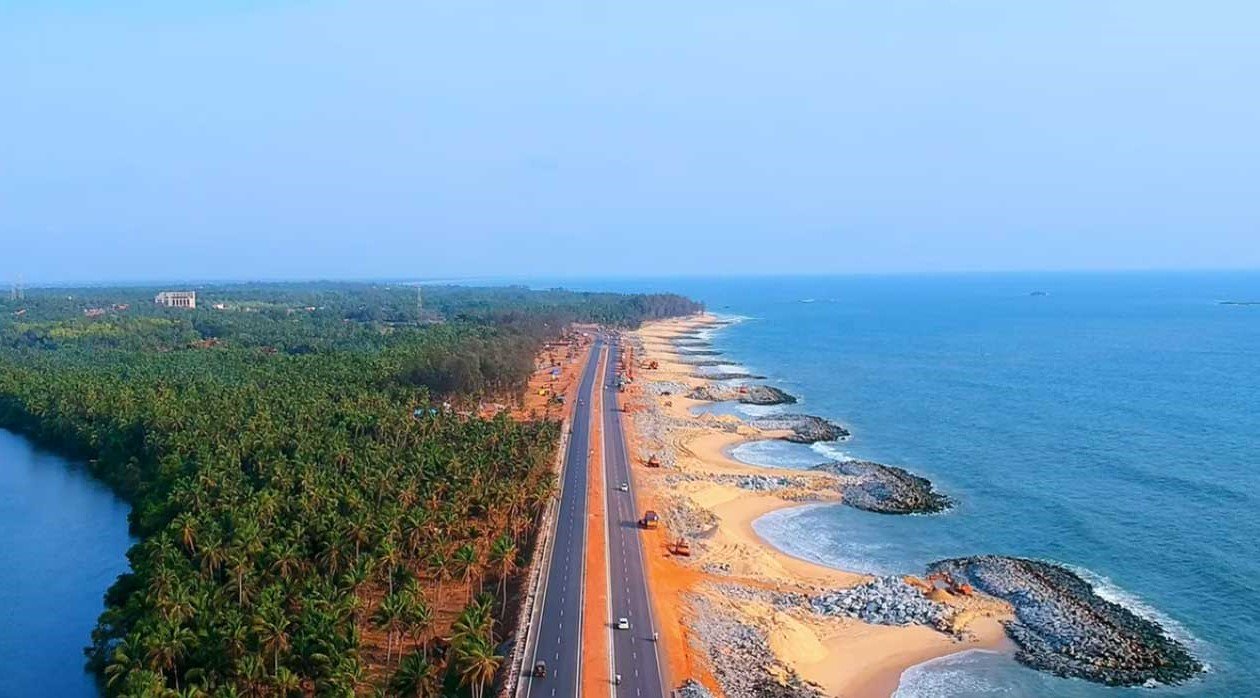 Day 04 : Murdeshwera- Gokarna(80 Km/1-2 hrs)