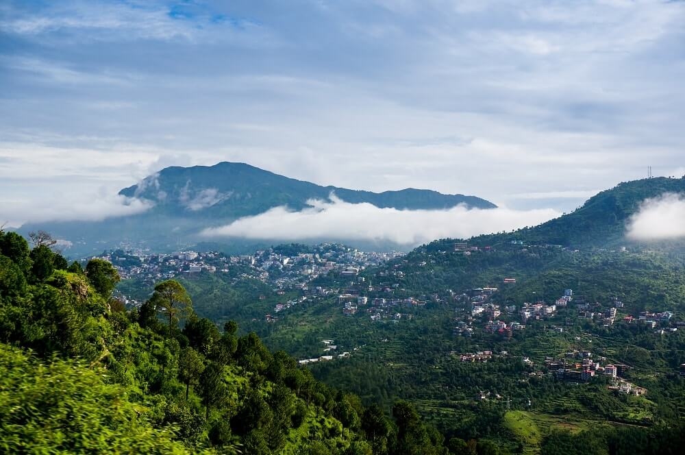 Day 01: Bagdogra / New Jalpaiguri - Kalimpong (75 km / 2-3 hrs)