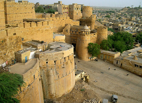 Day 01: Arrival Jodhpur - Jaisalmer (≈ 280 km / 4-5 hrs)