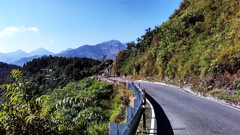 Day 7 : Mussoorie - Depart to Delhi  (280 kms / 7-8 hrs)
